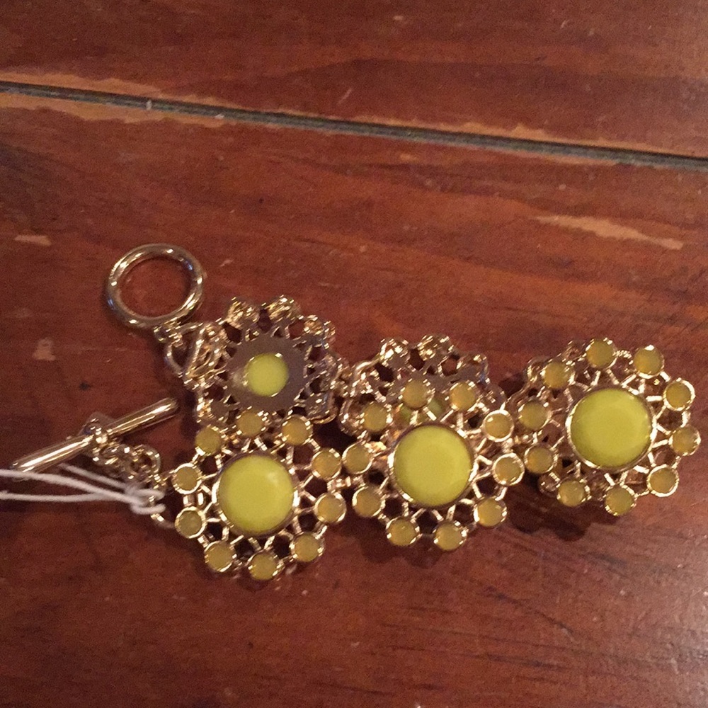 Banana republic gold flower costume bracelet.